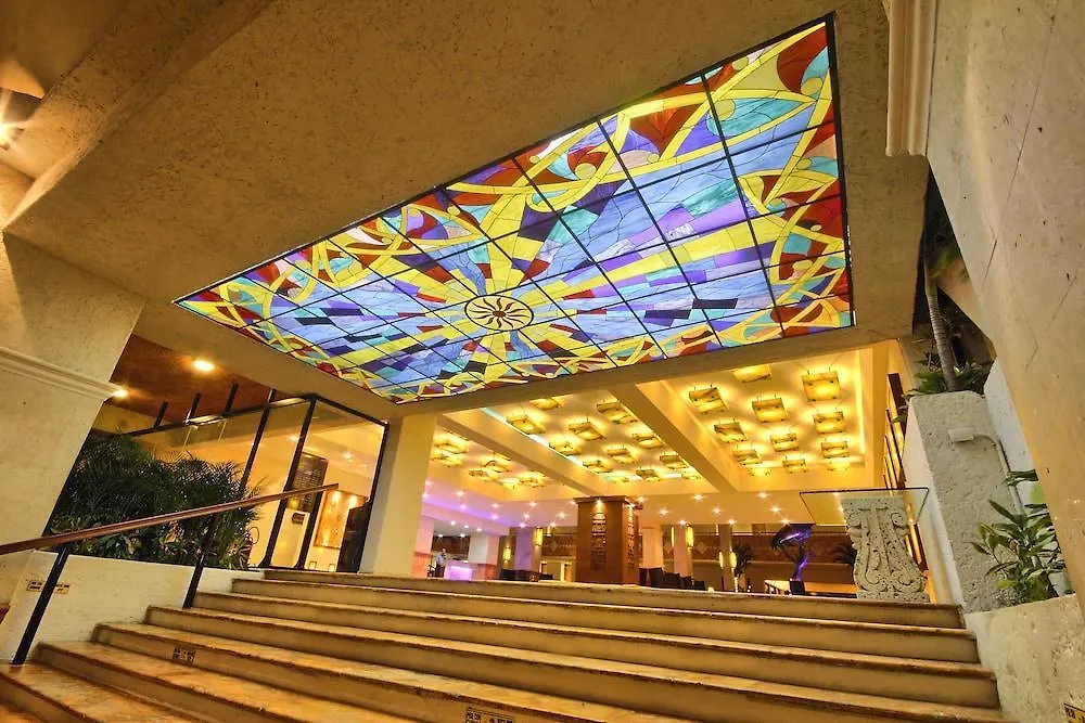 Golden Parnassus Resort & Spa (Adults Only) Cancun Hotel