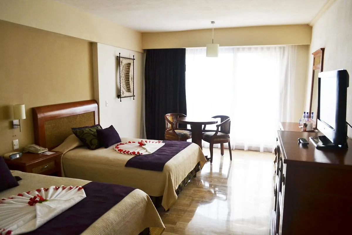 Golden Parnassus Resort & Spa (Adults Only) Cancun Hotel