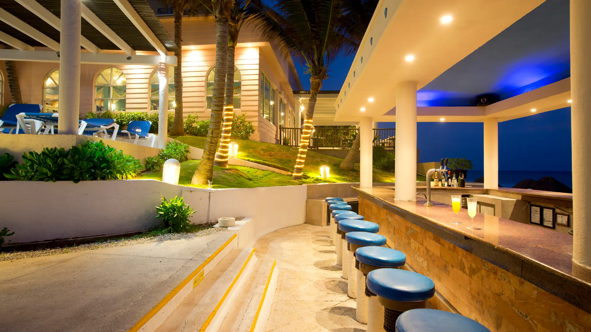 Golden Parnassus Resort & Spa (Adults Only) Cancun Hotel