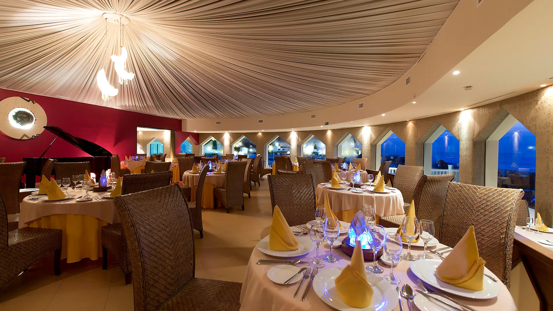 Golden Parnassus Resort & Spa (Adults Only) Cancun 3*,